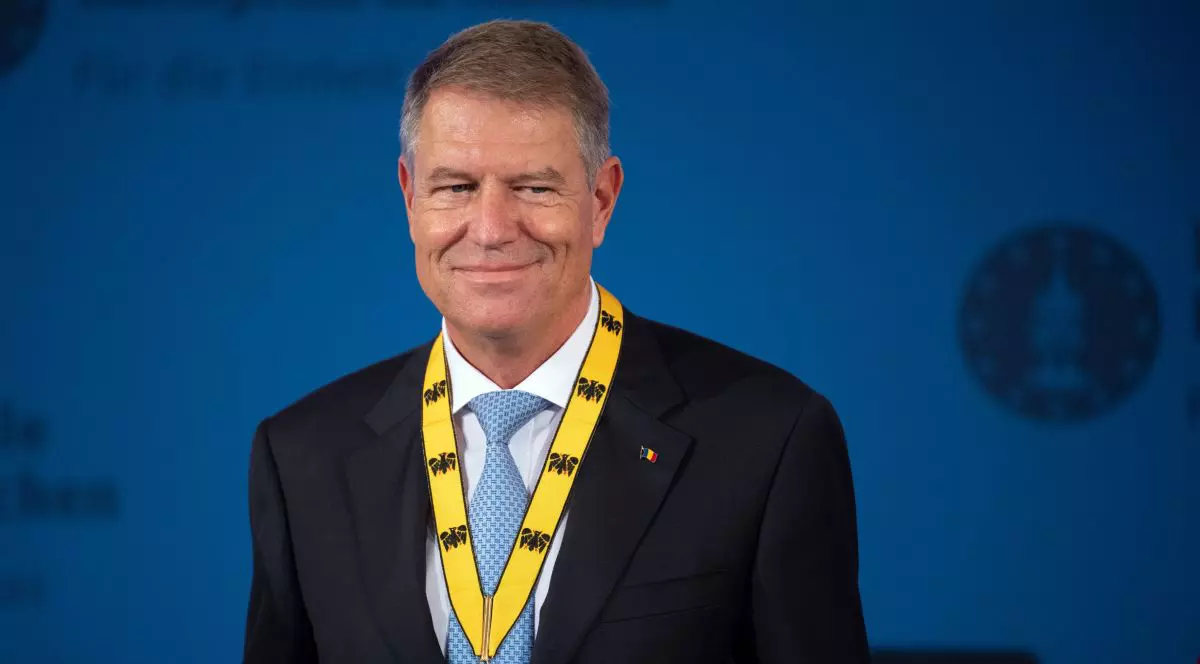 Politico: Iohannis își pierde strălucirea de campion al democrației. Dezamăgirea alegătorilor alimentează extrema-dreaptă