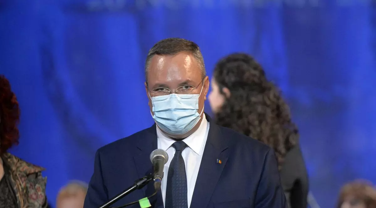 Nicolae Ciucă: Certificatul COVID poate fi adoptat și prin asumarea Guvernului, dacă așa vor muri cât mai puțini oameni