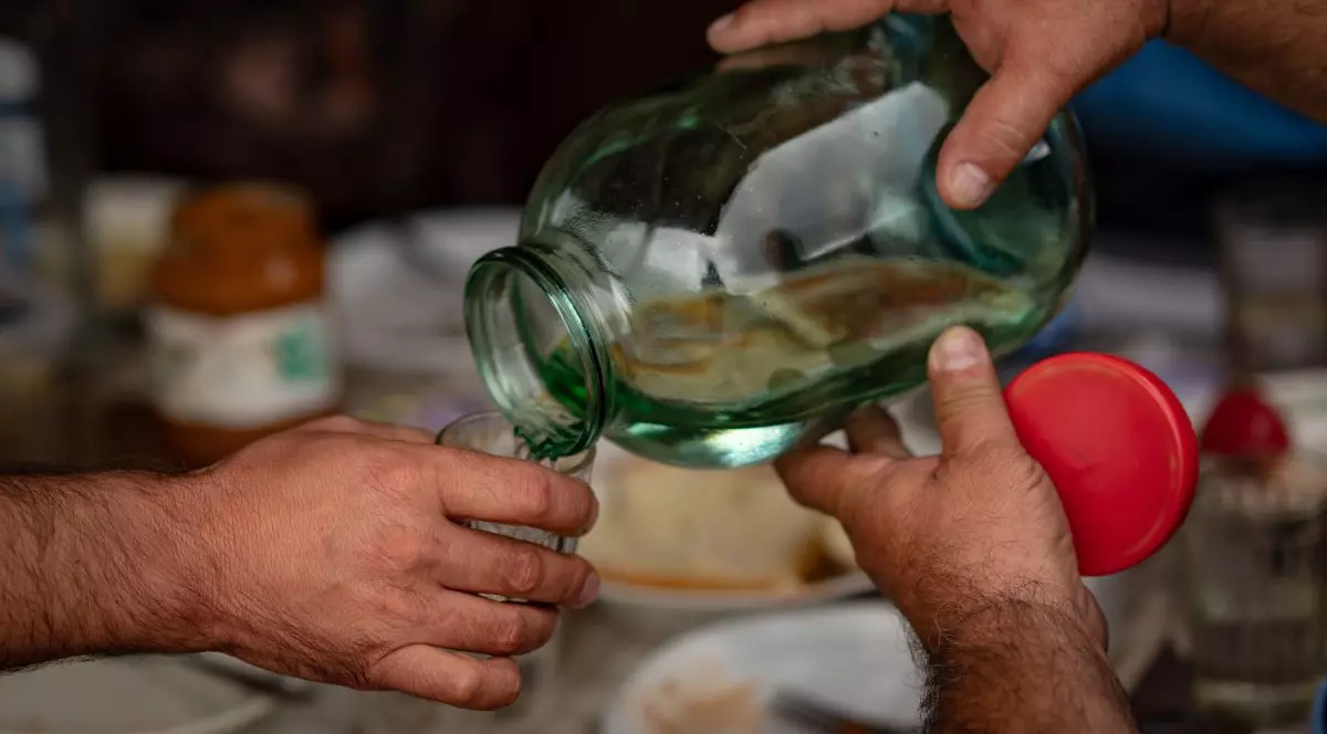 22 de persoane au murit și 16 sunt în stare gravă, după ce au consumat alcool contrafăcut, în Istanbul