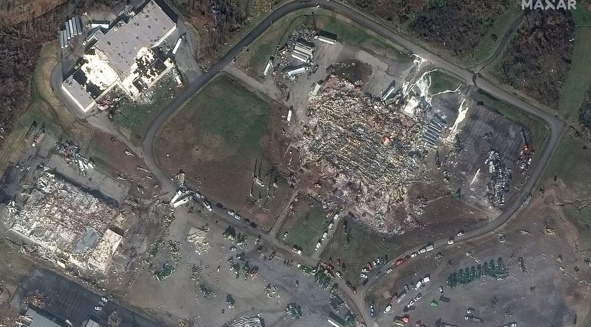 Mărturia unei femei care a supraviețuit după ce a rămas captivă într-o fabrică distrusă de tornada din Kentucky