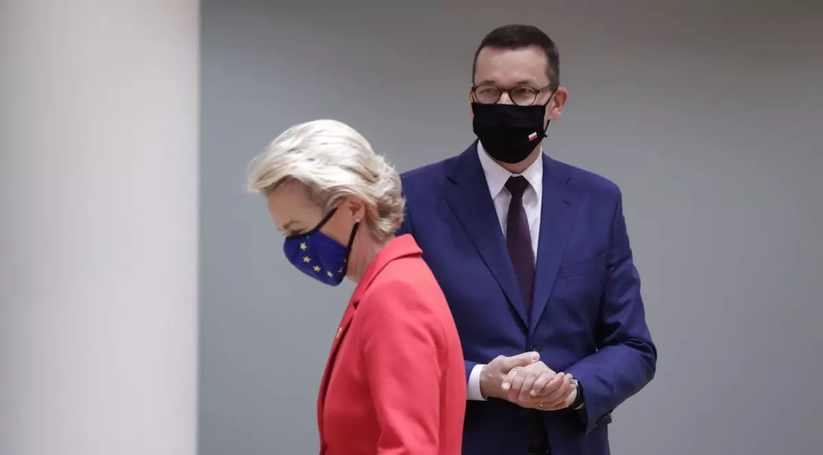 De ce a rămas Polonia momentan fără miliardele din PNRR și ce legătură are asta cu Al Doilea Război Mondial