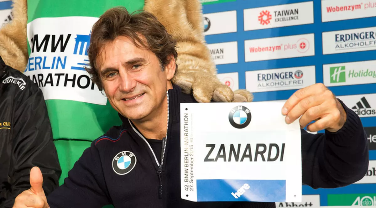 Fostul pilot Alessandro Zanardi a părăsit spitalul după un an și jumătate. „Recuperarea continuă să fie un proces lung”