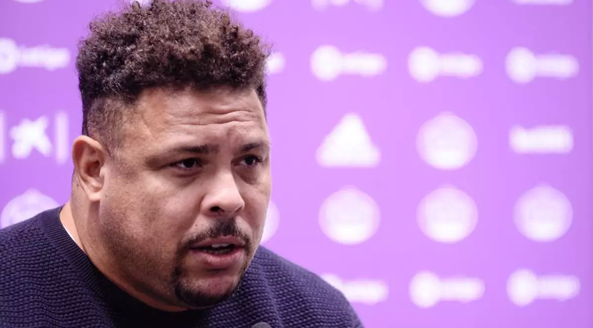 Ronaldo a devenit proprietarul clubului brazilian Cruzeiro, unde a debutat ca fotbalist