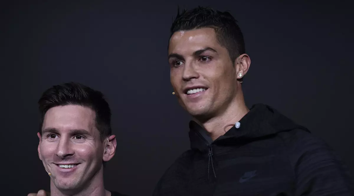 Echipa ideală a anului 2021. Ce fotbaliști au fost aleși alături de Leo Messi și Cristiano Ronaldo