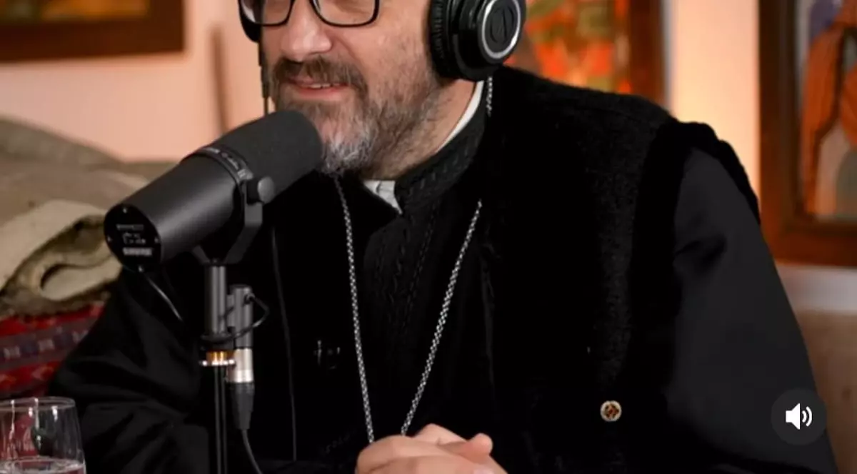 Pilda de Sărbători a părintelui Constantin Necula: „Ce trăim acum nu are nicio legătură cu Crăciunul! Noi alergăm pe lateral, cum pasează echipa națională a României”