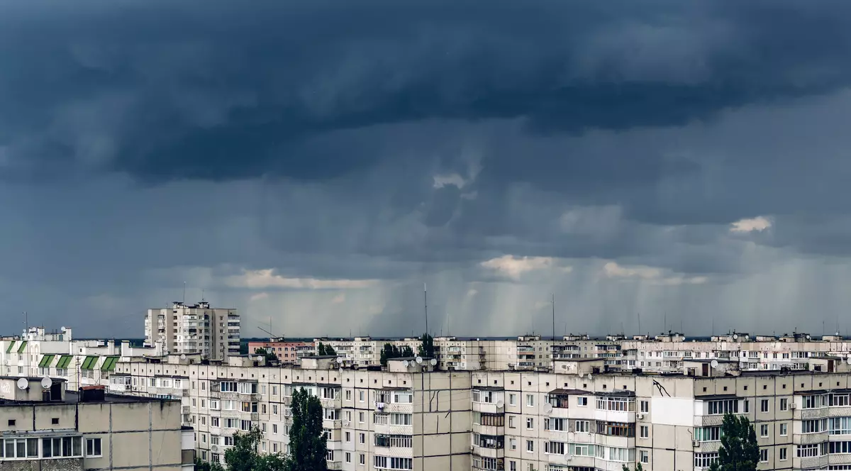 Care e legătura dintre restricțiile dure impuse la începutul pandemiei și faptul că au fost mai puține furtuni cu fulgere în 2020. Explicațiile cercetătorilor