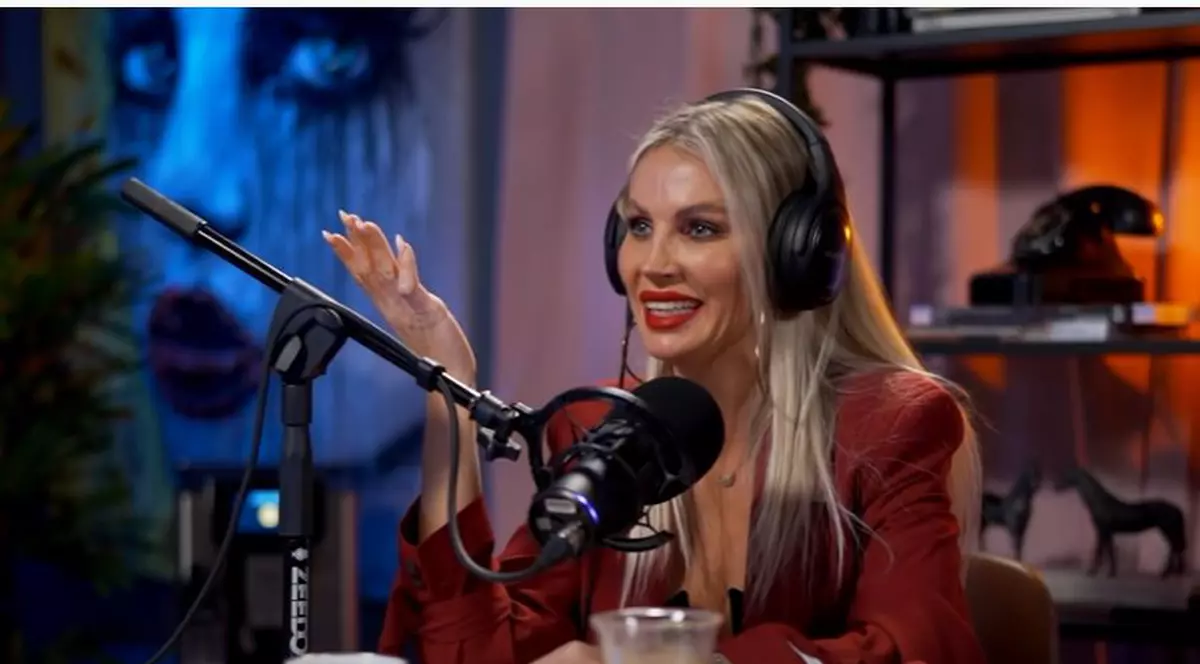 Andreea Bănică a cântat pe 8 lei