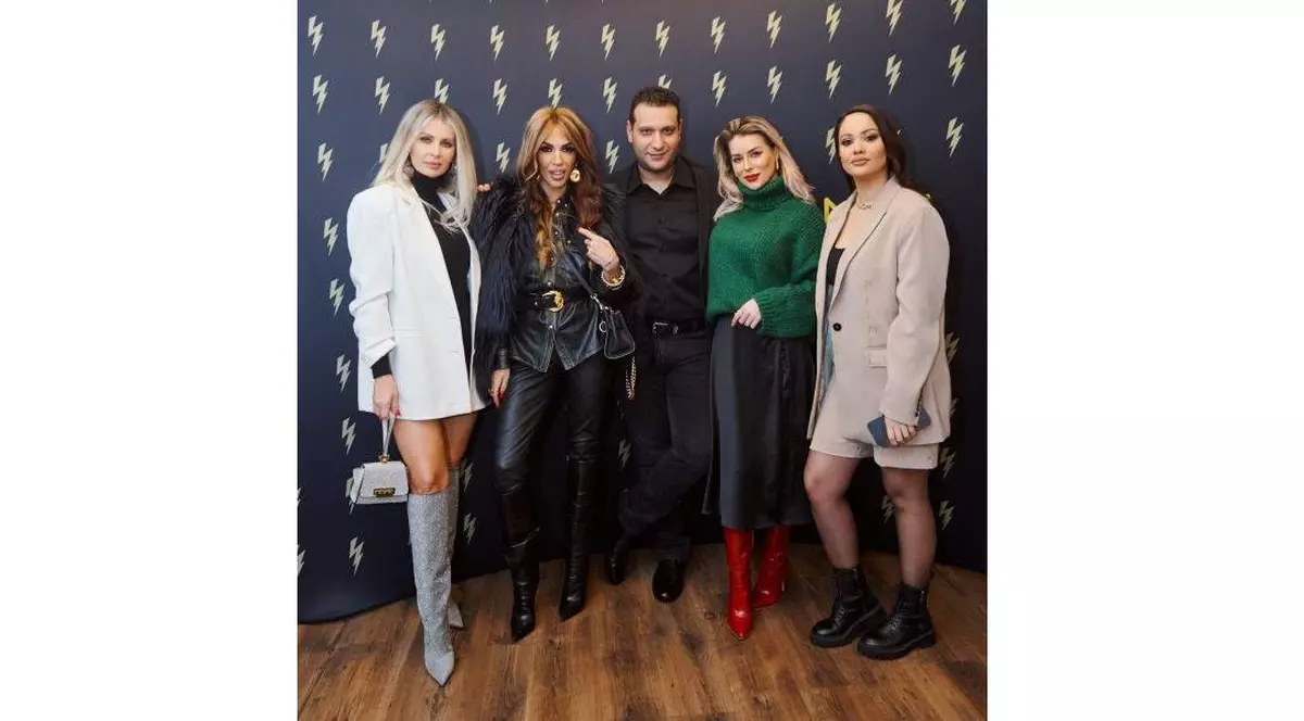 Raluca Bădulescu, Andreea Bănică şi Tania Budi, printre vedetele prezente la deschiderea celei mai noi clinici de estetică de lux, din Capitală: DR. Pascal Dameh Clinic