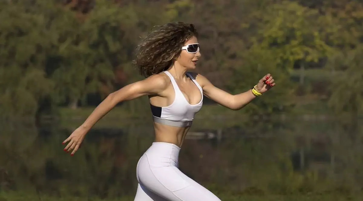 Sfaturile lui Carmen Brumă pentru a slăbi după sărbători. Cum arată meniul ei sănătos: „Alimentația este de bază”