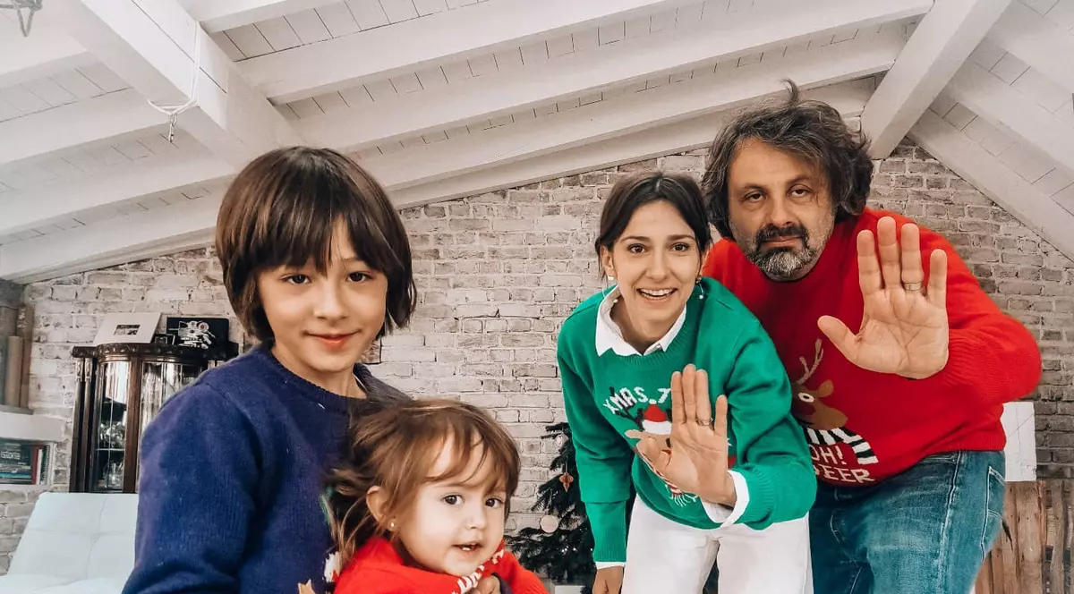 Dana Rogoz și copiii