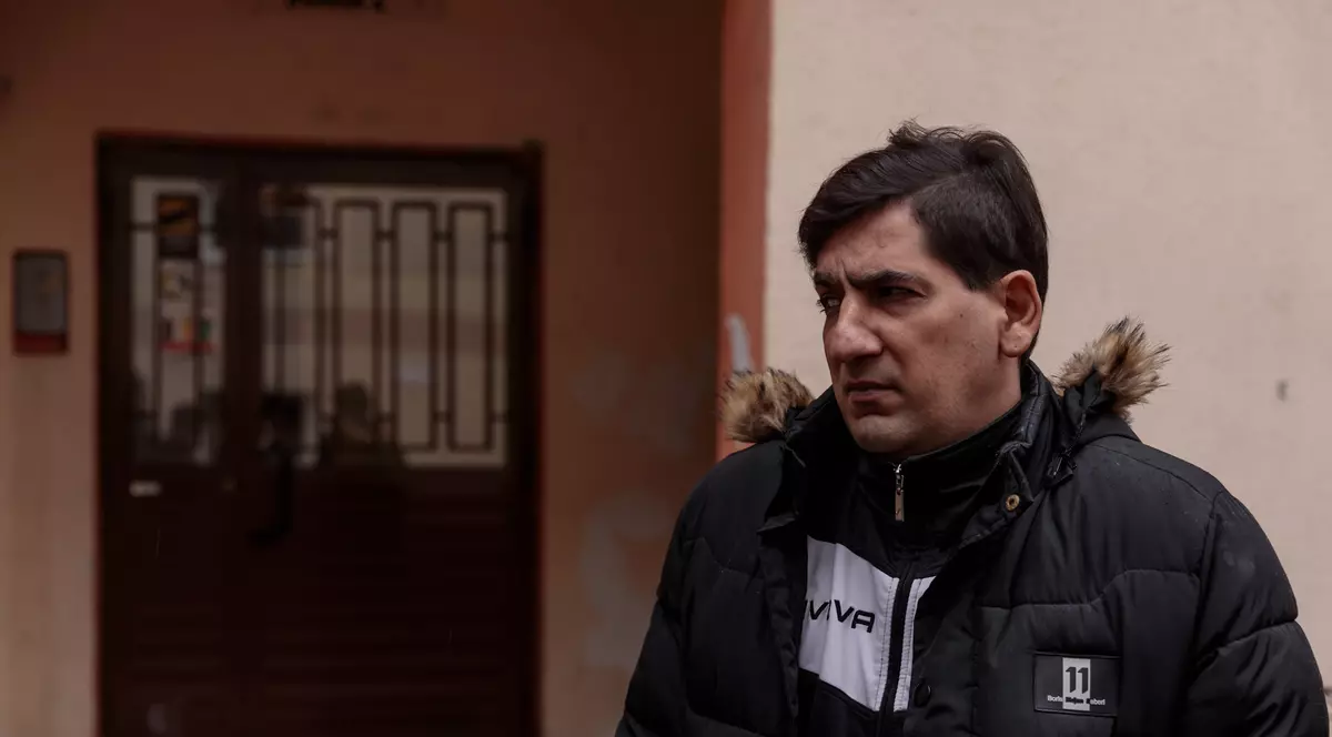 Viața unui bărbat care se pregătește să devină nevăzător. „Doamne, dă-mi voie să-mi câştig pâinea!“