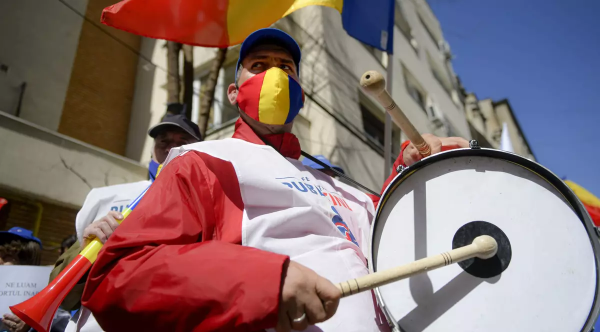 Propaganda antisindicate în România: partidele, grupurile de Facebook și media cu o agendă în demonizarea sindicatelor