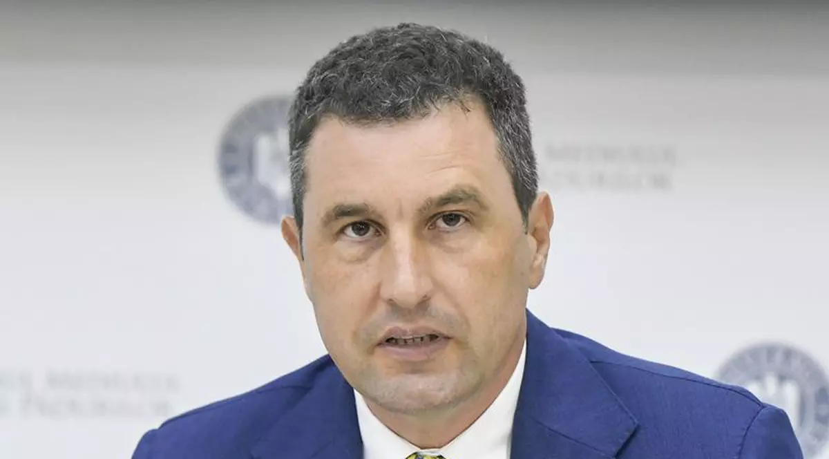 Ministrul mediului: „În 2022 sigur nu va exista o taxă auto, taxă de mediu sau taxă de primă înmatriculare”