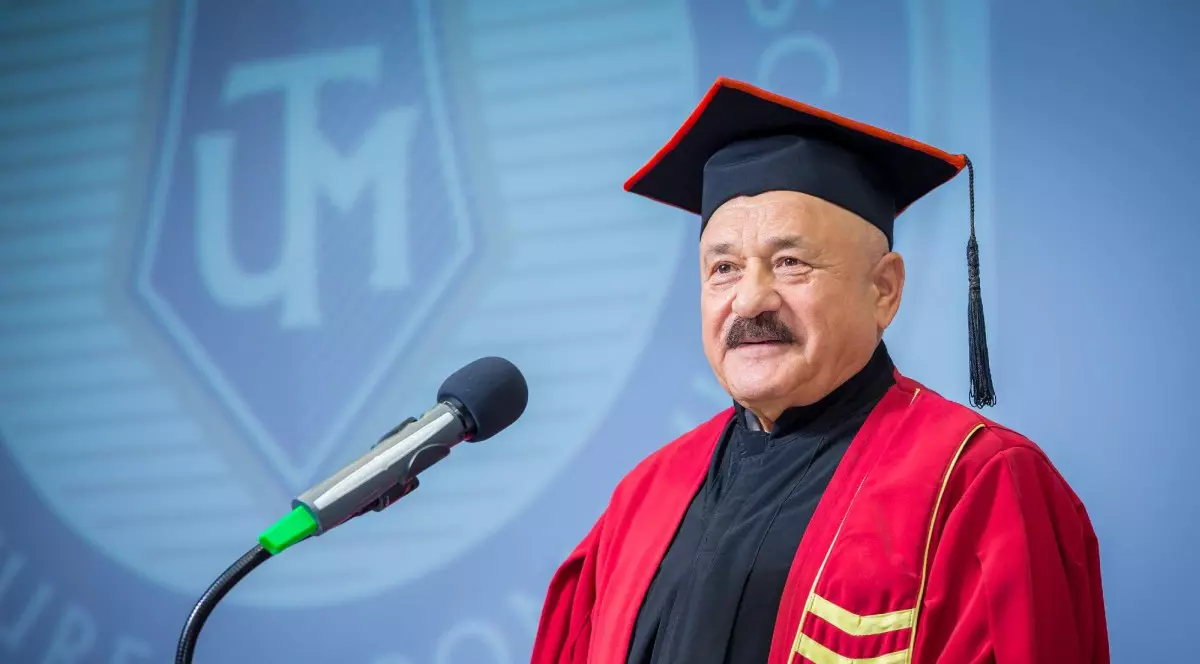 DNA l-a trimis in judecata pe Iosif Urs, presedintele Universitatii Titu Maiorescu din Bucuresti, pentru santaj. Foto: UTM.ro
