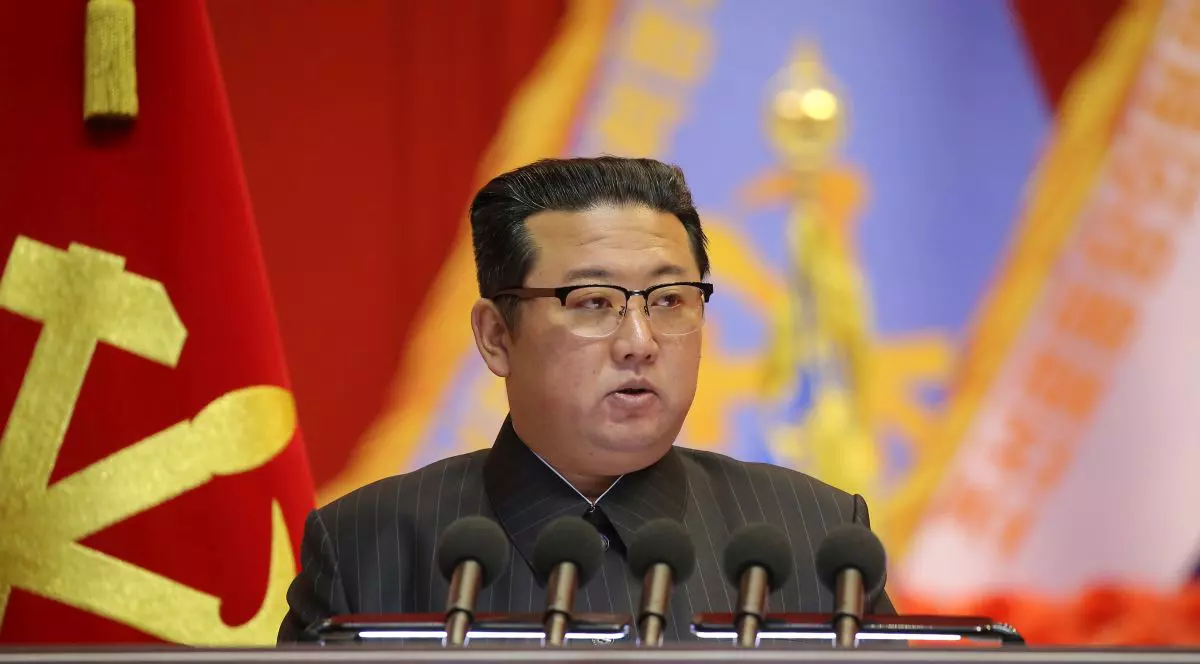 Kim Jong-un critică măsurile ineficiente ale autorităților nord-coreene pentru limitarea infecțiilor COVID-19