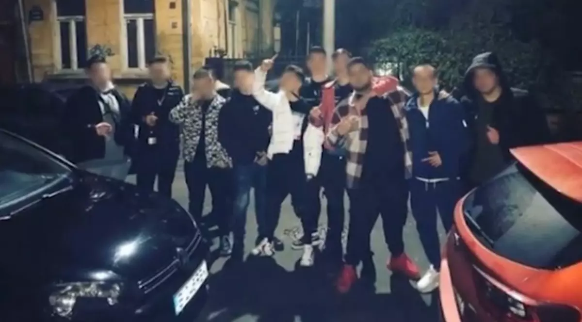 Doi dintre tinerii care au devastat o pensiune din Bucureşti, audiaţi