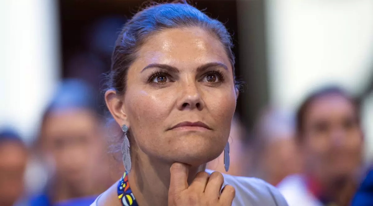 Prințesa moștenitoare a Suediei a fost testată pozitiv cu COVID-19 la mai puțin de un an de la prima infectare