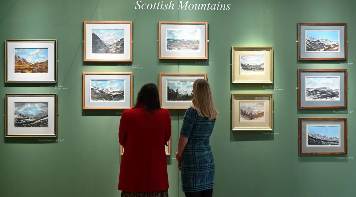 Tablourile prințului Charles, expuse la Londra. De ce s-a apucat de pictură moștenitorul tronului britanic