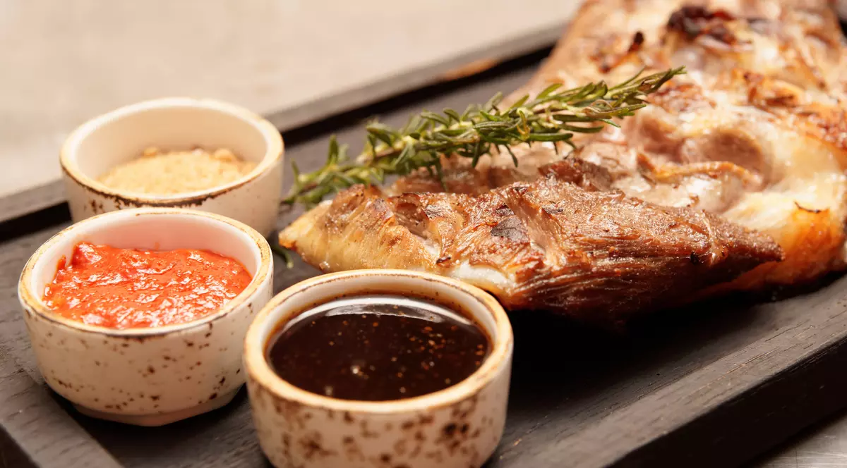 Sosuri pentru carne. Cele mai delicioase rețete