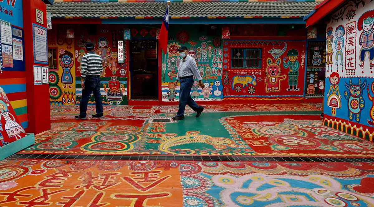 „Satul curcubeu” din Taiwan, o atracție în mediul online. Cum a fost salvat de la demolare