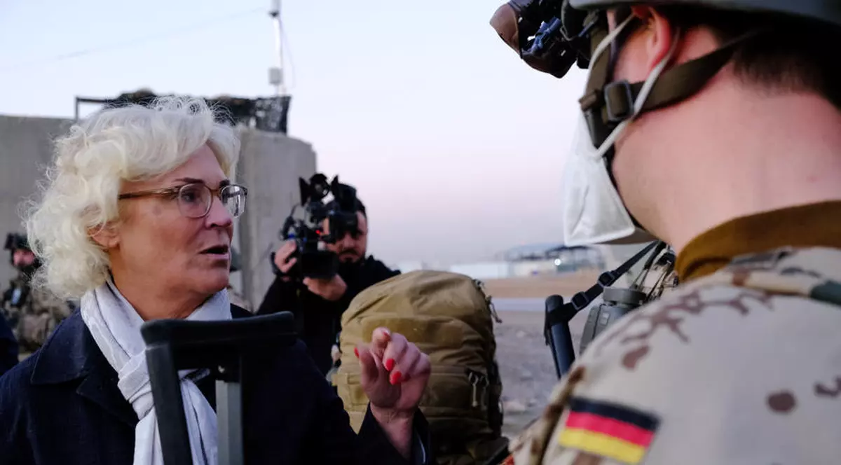 Germania va trimite Ucrainei un spital de campanie, dar exclude livrarea de armament. Cum își motivează Berlinul decizia