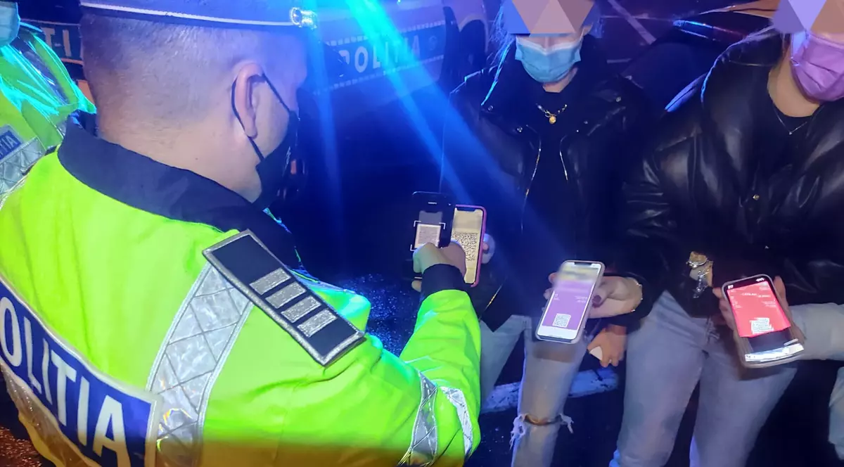 Petrecere cu 44 persoane, „spartă” de polițiștii din Oradea. Ce amenzi au primit participanții