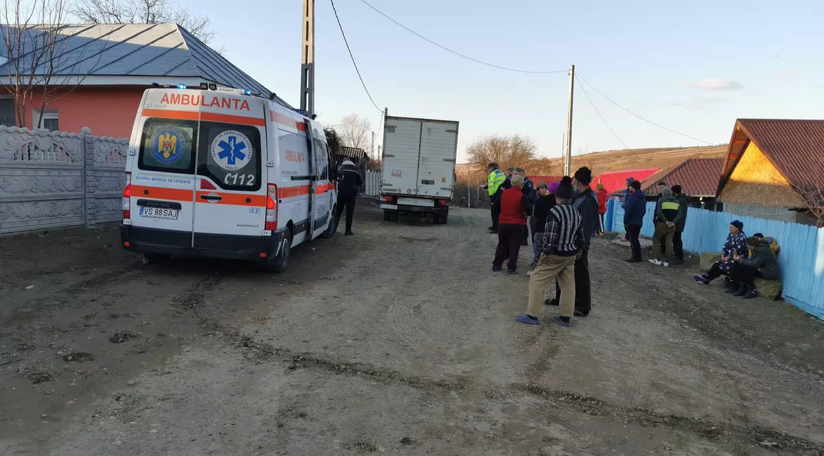 Hoț omorât în bătaie de paznicul care l-a prins la furat într-o fermă din Bârlad