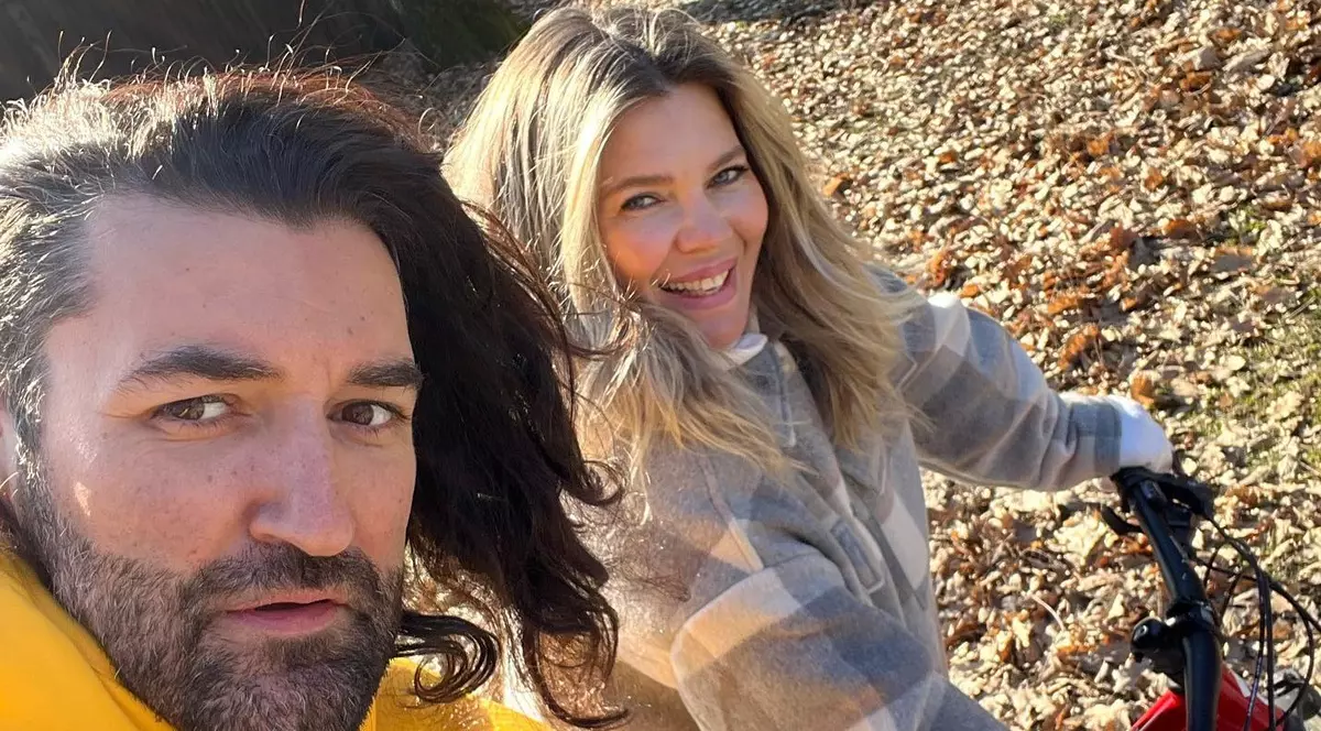 Imaginea cu fetița Ginei Pistol și a lui Smiley i-a cucerit pe toți. Cât de mult a crescut Josephine