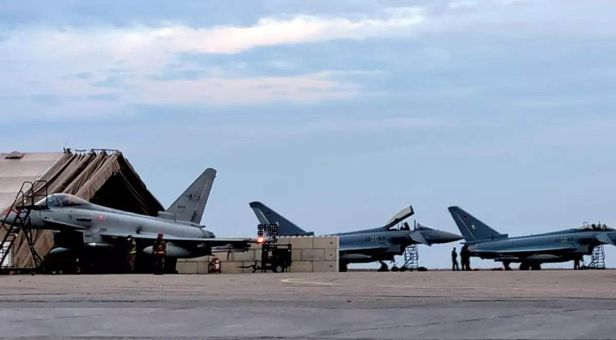 Avioane Eurofighter ale Germaniei au aterizat în România pentru poliţie aeriană la Marea Neagră
