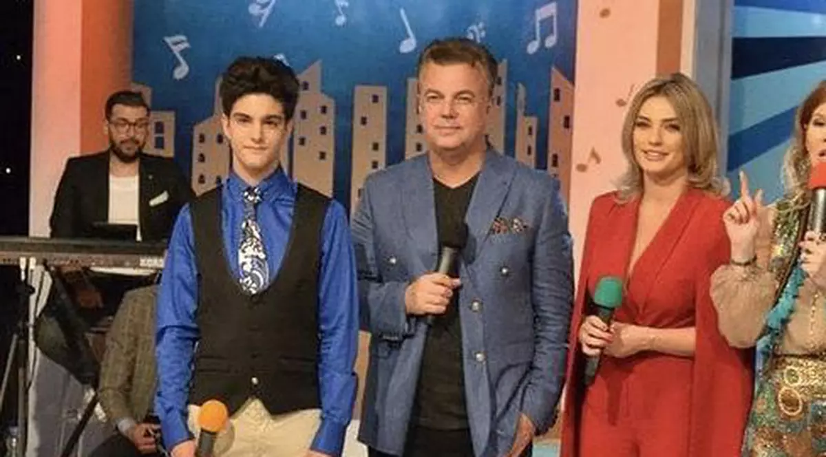 Adrian Enache alături de copiii săi, Diana și David