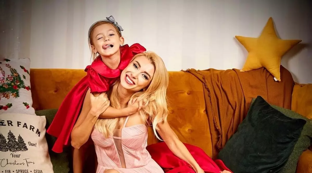 Andreea Bălan, lecții de parenting: „Iubirea de sine este de la mamă, iubirea de partener este de la tată”