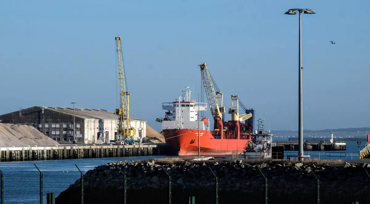 Un vapor rusesc a fost confiscat de autoritățile franceze în Canalul Mânecii. Ambasada Rusiei a cerut explicații