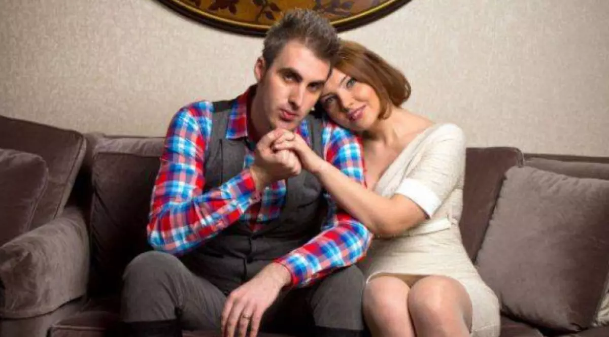 Motivul pentru care Ernest și-a cerut soția în căsătorie abia după 9 ani de relație: „Oamenii au nevoie de timp să se cunoască”