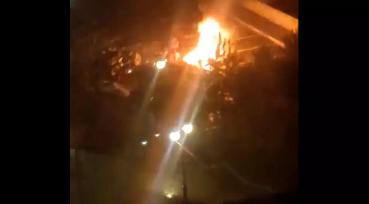 O mașină a explodat lângă sediul guvernului din regiunea separatistă Donețk