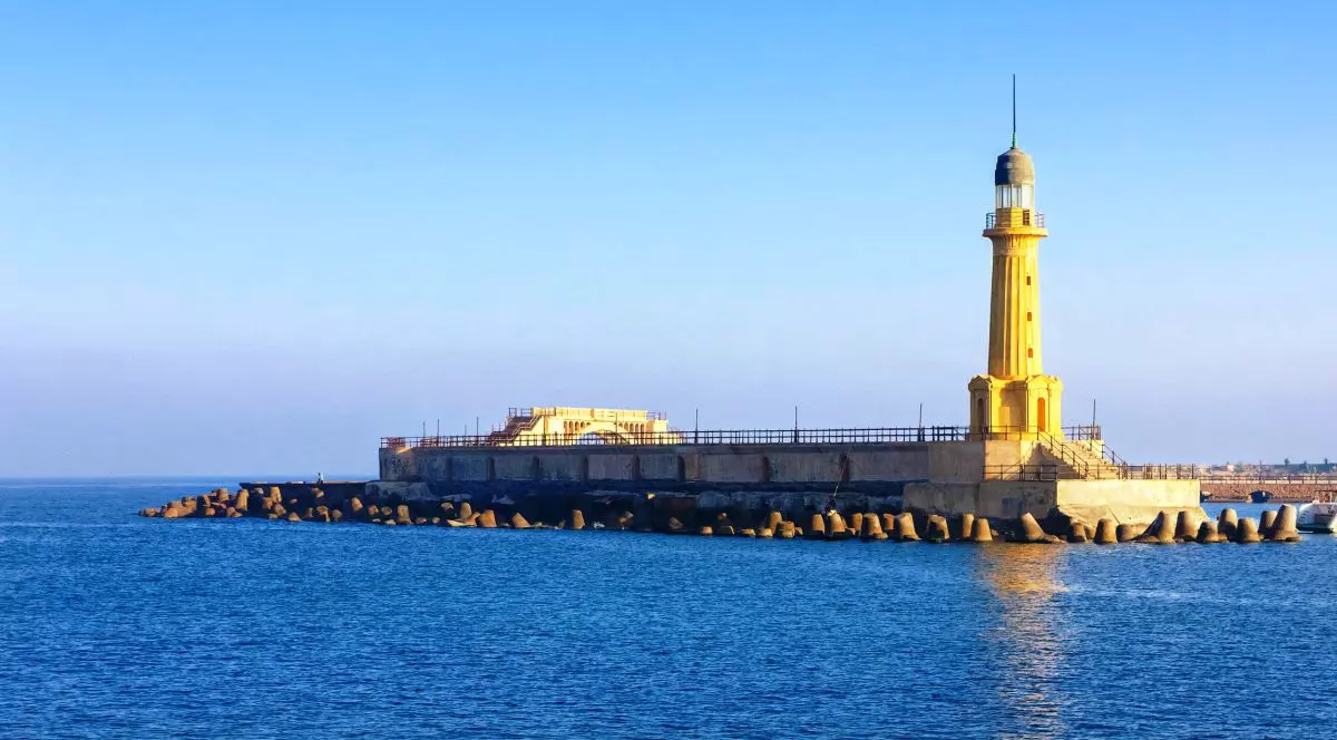 Farul din Alexandria – Cine și de ce a construit singura minune a lumii antice care avea un scop practic