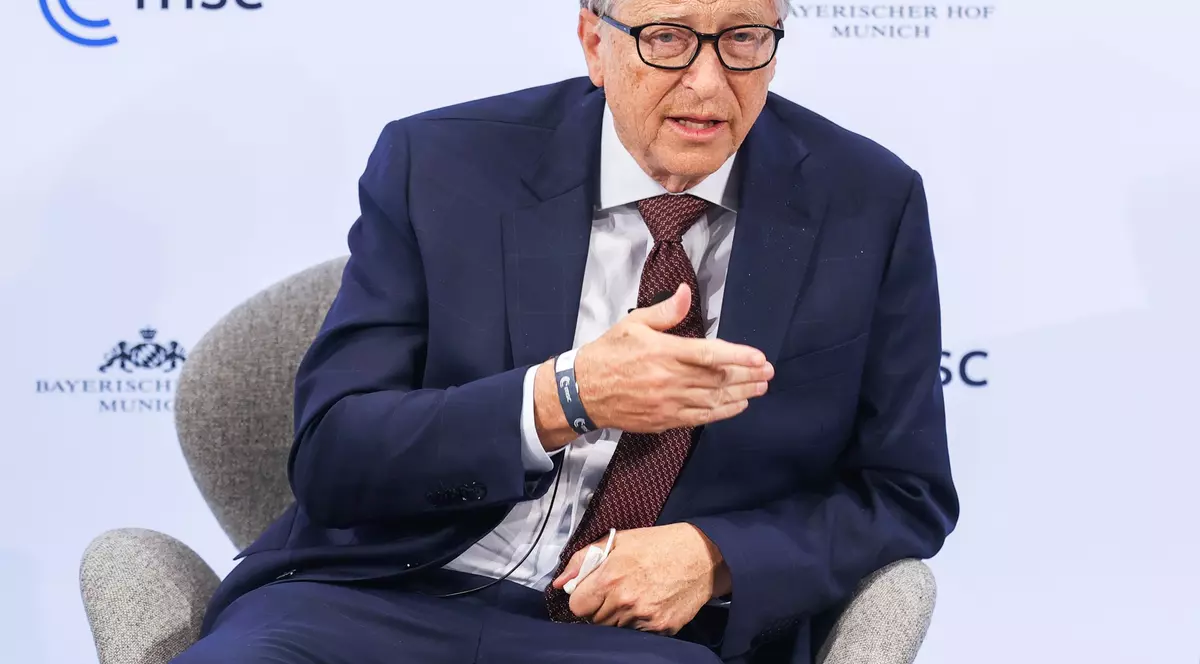 Bill Gates susține că riscurile cauzate de COVID „s-au redus dramatic”, dar urmează o altă pandemie