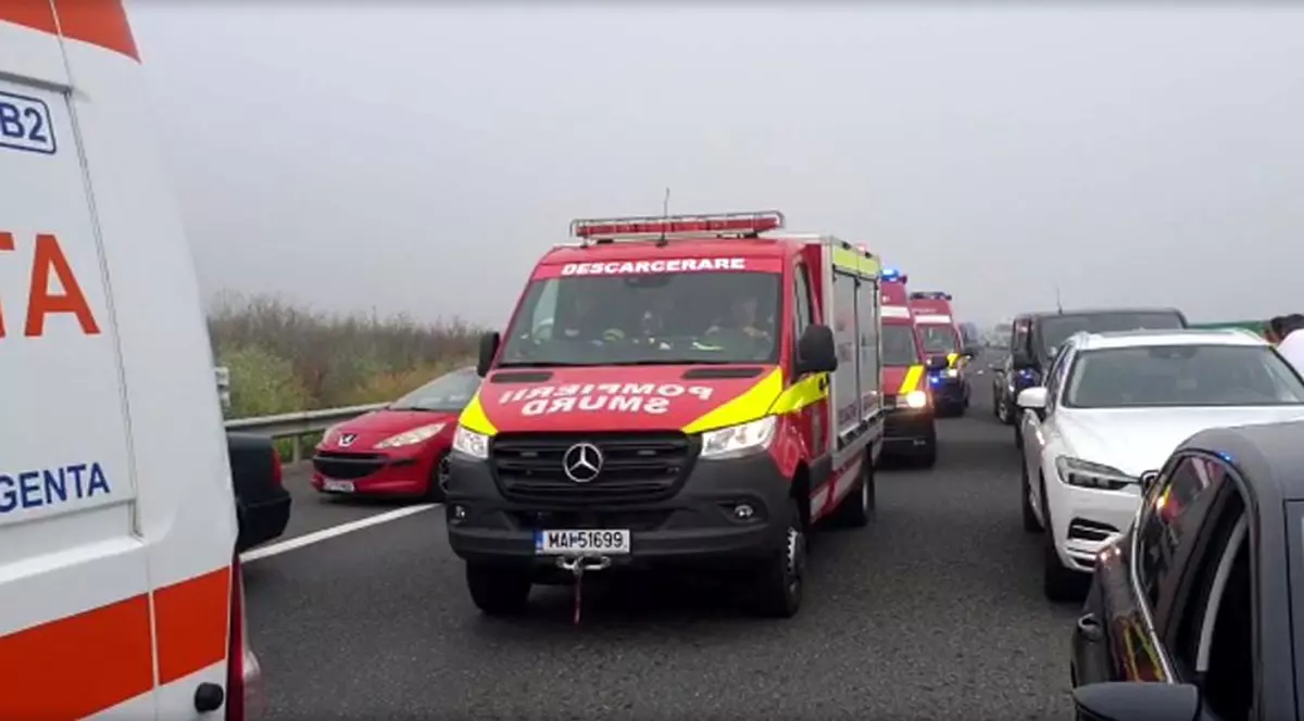 Pericol de explozie în Giurgiu, după ce un camion încărcat cu azotat de amoniu a luat foc în timpul mersului