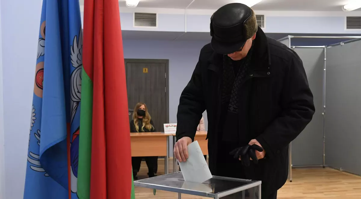 Arestări în masă după ce Belarus a votat abandonarea statutului de țară non-nucleară