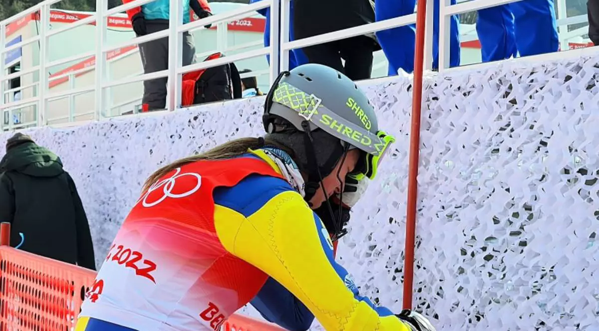 Maria Constantin, în lacrimi după ce a fost descalificată în proba de slalom, la Jocurile Olimpice de iarnă de la Beijing