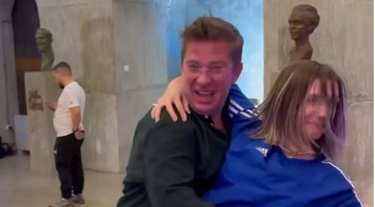 Pavel Bartoș și Adela Popescu dans