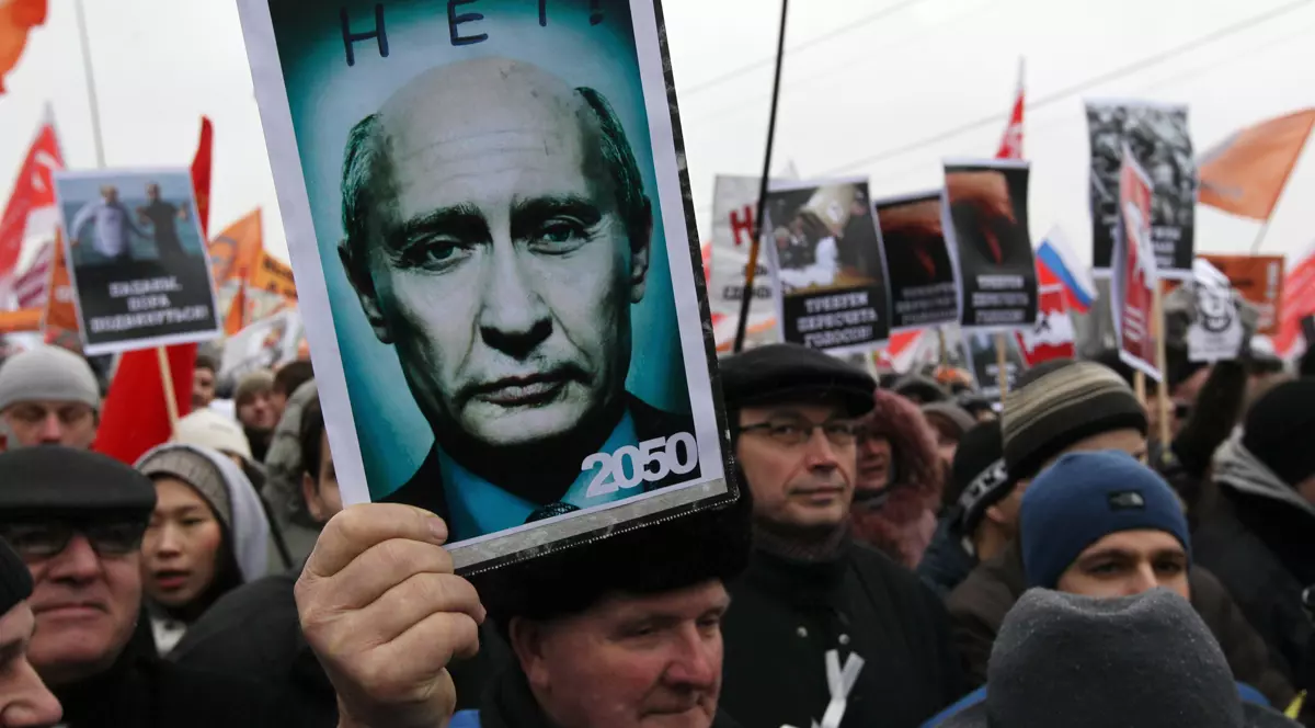 După ce Rusia va pierde acest război absurd, Putin va trebui predat Tribunalului Penal Internațional