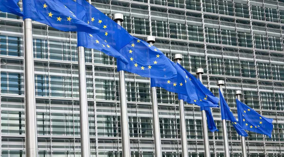 Parlamentul European va cere marți instituțiilor UE să acorde Ucrainei statut de țară candidată UE