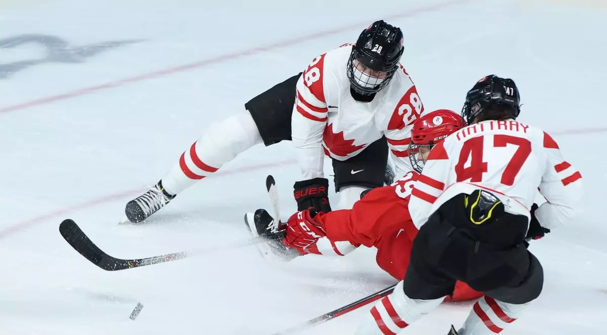 Hochei cu mască sanitară pe față, între canadience și rusoaice, la Olimpiadă. De ce s-a luat această măsură