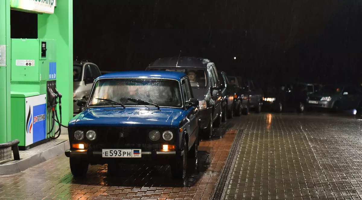 Separatiștii proruși au început evacuarea civililor din Donbas. SUA acuză că este o manevră „cinică" a Rusiei de a distrage atenția de la planul său de a ataca