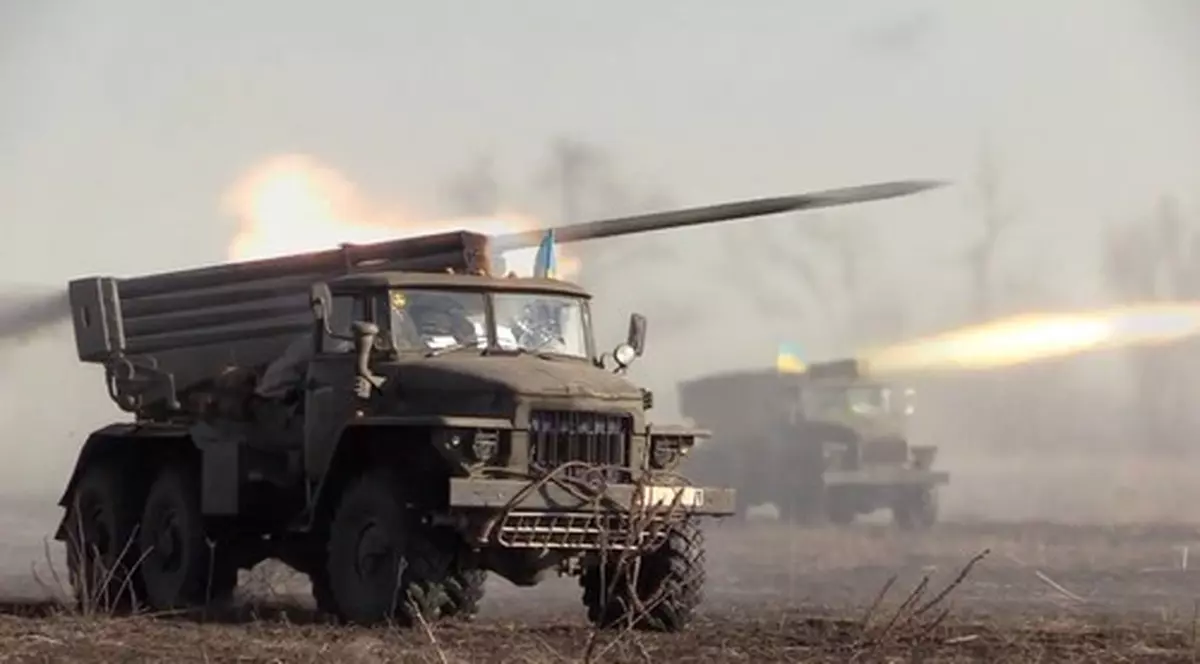 Ucraina cere UE să-i trimită urgent armament de apărare și să sancționeze inclusiv Belarusul