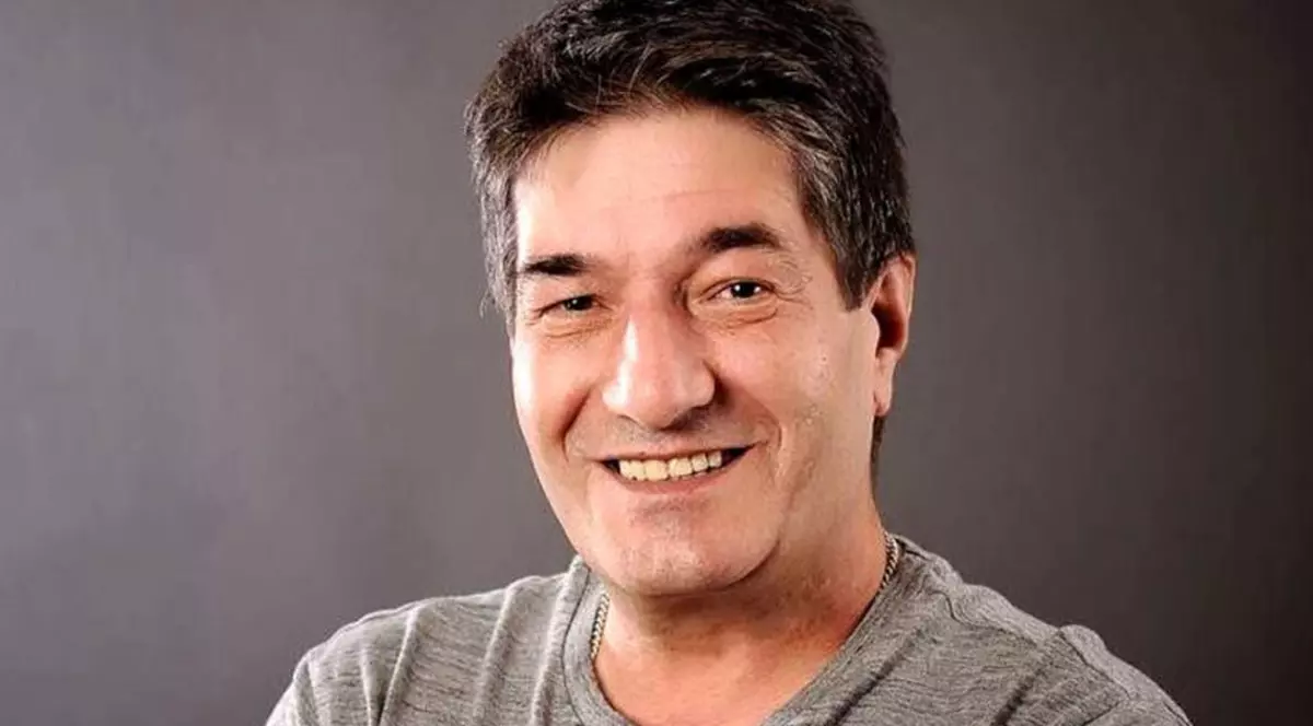 Cum arată acum actorul Radu Pietreanu, devenit celebru în grupul „Vacanța Mare”. A făcut show pe scena de la „iUmor”