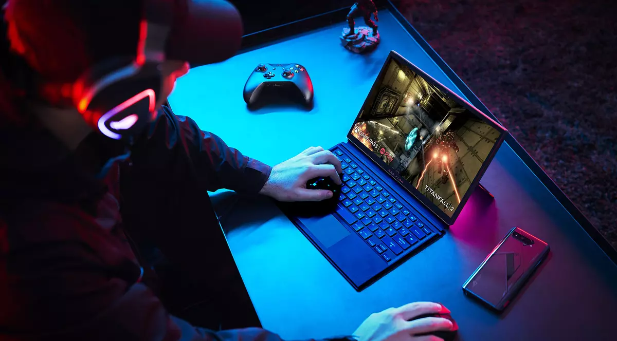 ASUS ROG Flow Z13 (GZ301): joacă-te oricând, în orice poziție