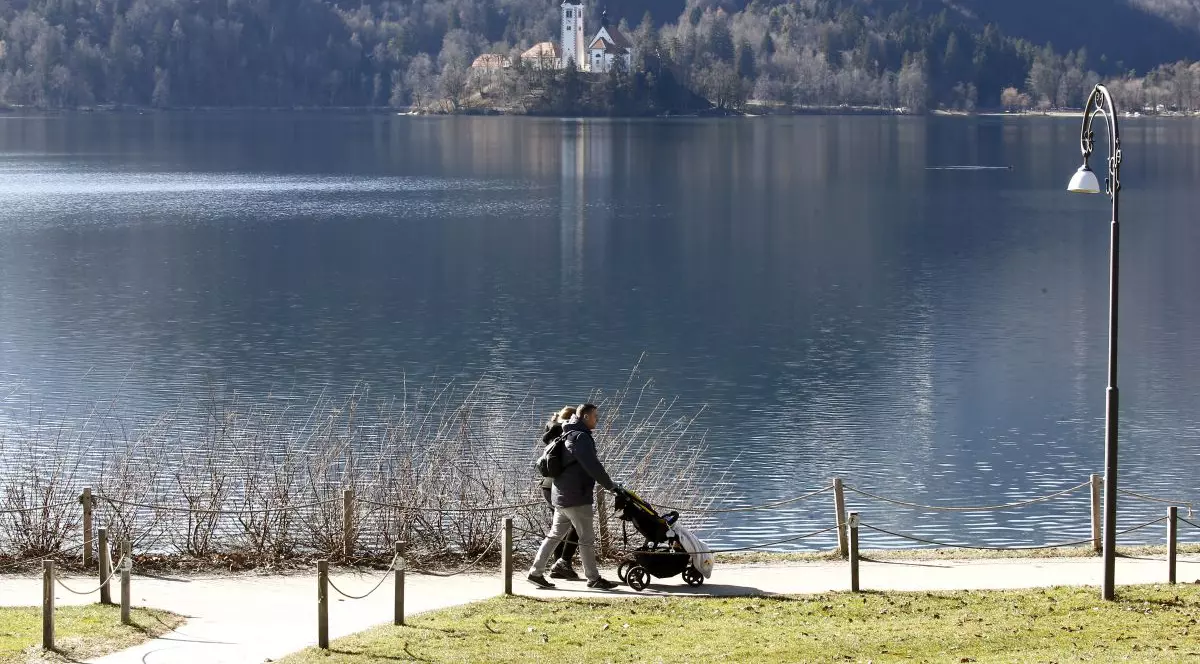 Slovenia a eliminat cele mai multe dintre măsurile anti-COVID