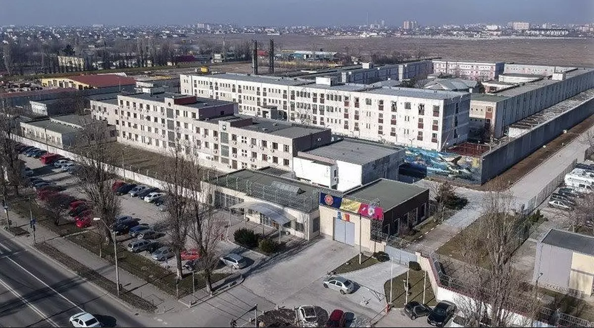 Ministerul Justiției a organizat un concurs medical cu o comisie formată din colegii unui contracandidat. Rezultatul?
