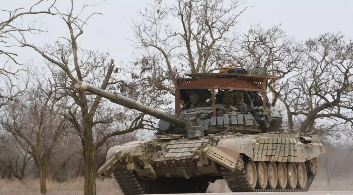 Cum arată o știre falsă: „țiganii” ucraineni nu au furat un tanc al rușilor, ci au luptat și l-au capturat. Romii au murit cu miile pentru România!